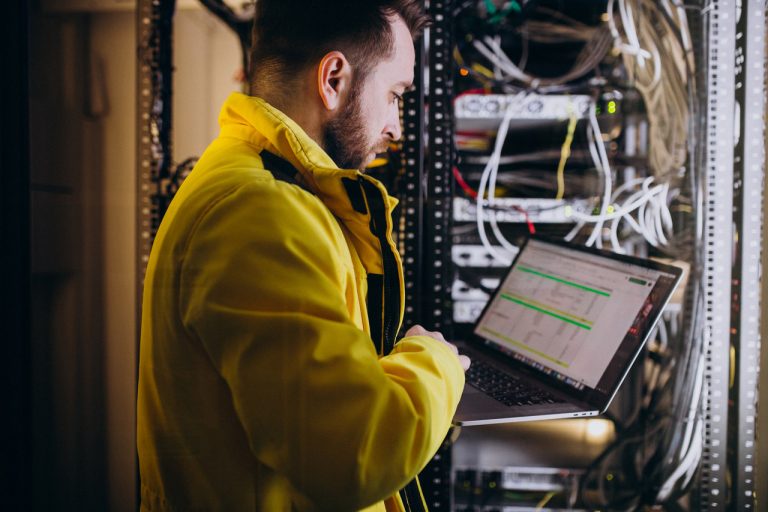 Transformação digital industrial: como implementar?